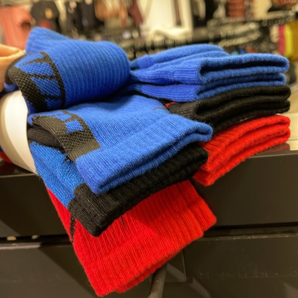 NIKE 
Training Crew Socks (6 Pairs)
Nike Everyday Cushioned
Large - Picture 8 of 16